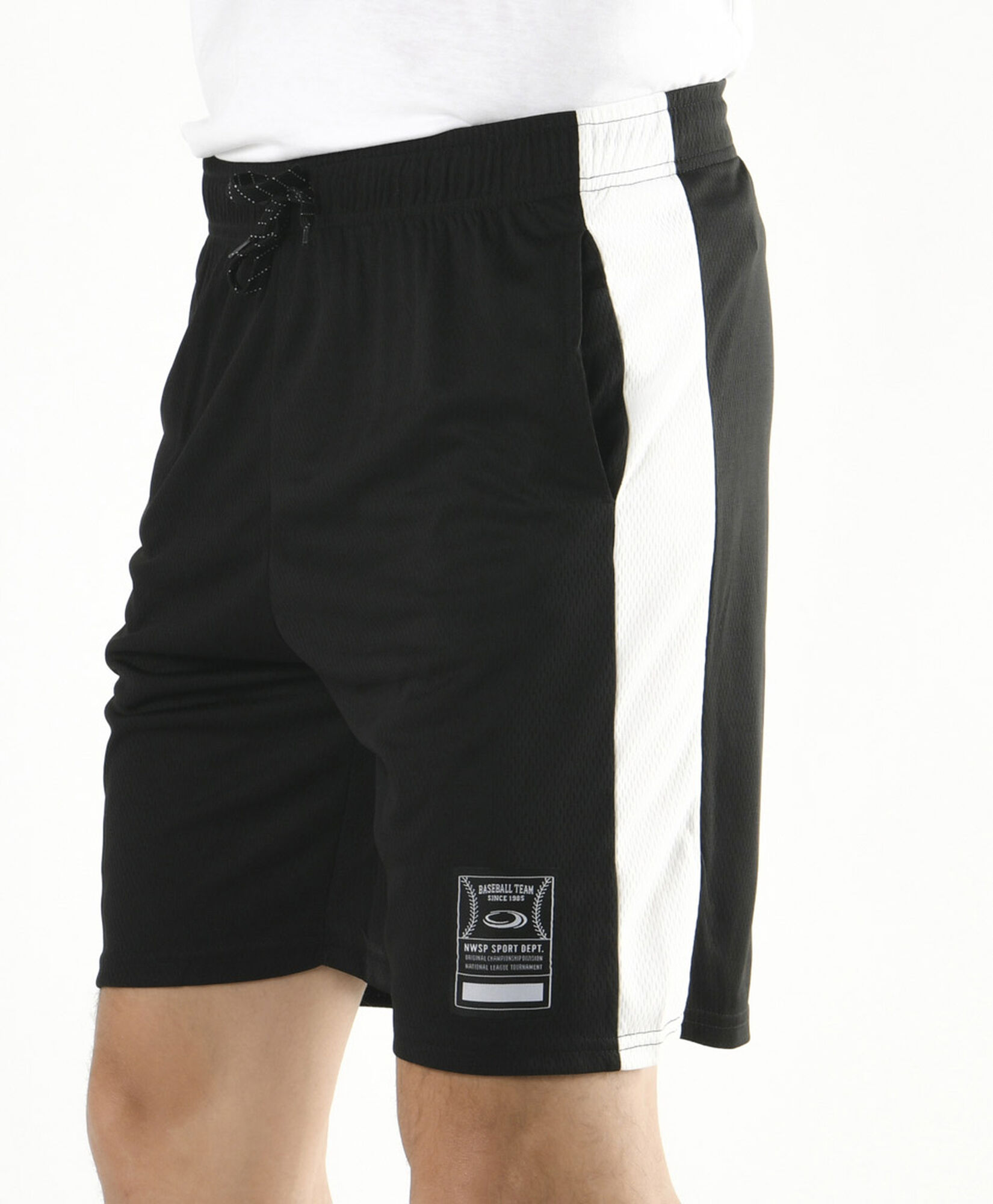 Short deportivo hombre línea lateral Short deportivo hombre línea lateral