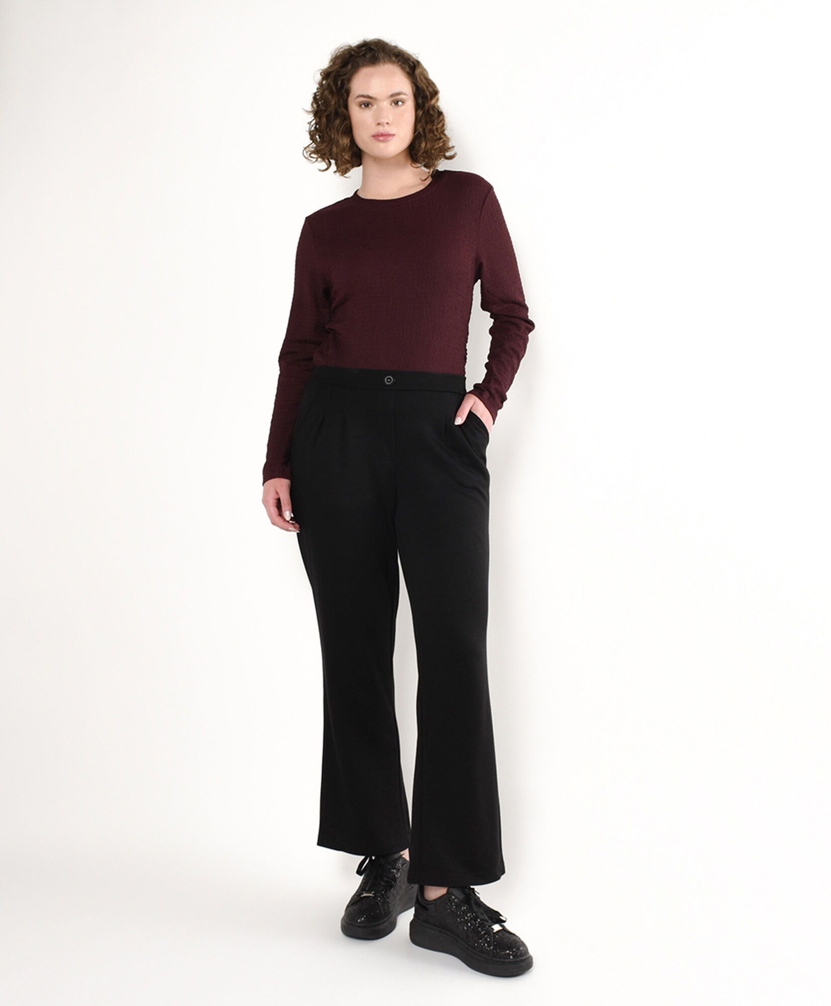 Pantalón mujer comfy flare Pantalón mujer comfy flare