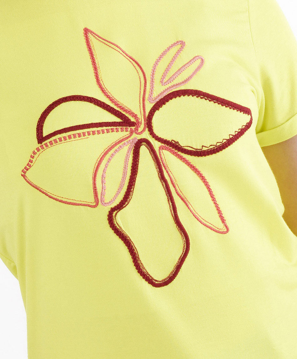 Polera mujer bordado