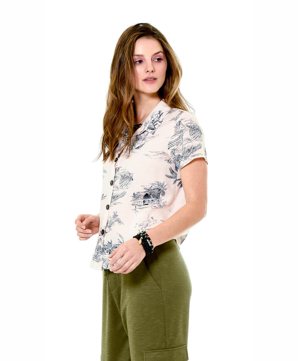 Blusa tropical