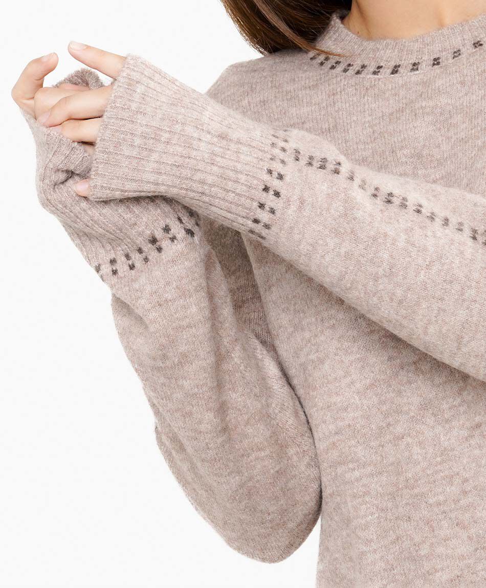 Sweater mujer cuello redondo bordado