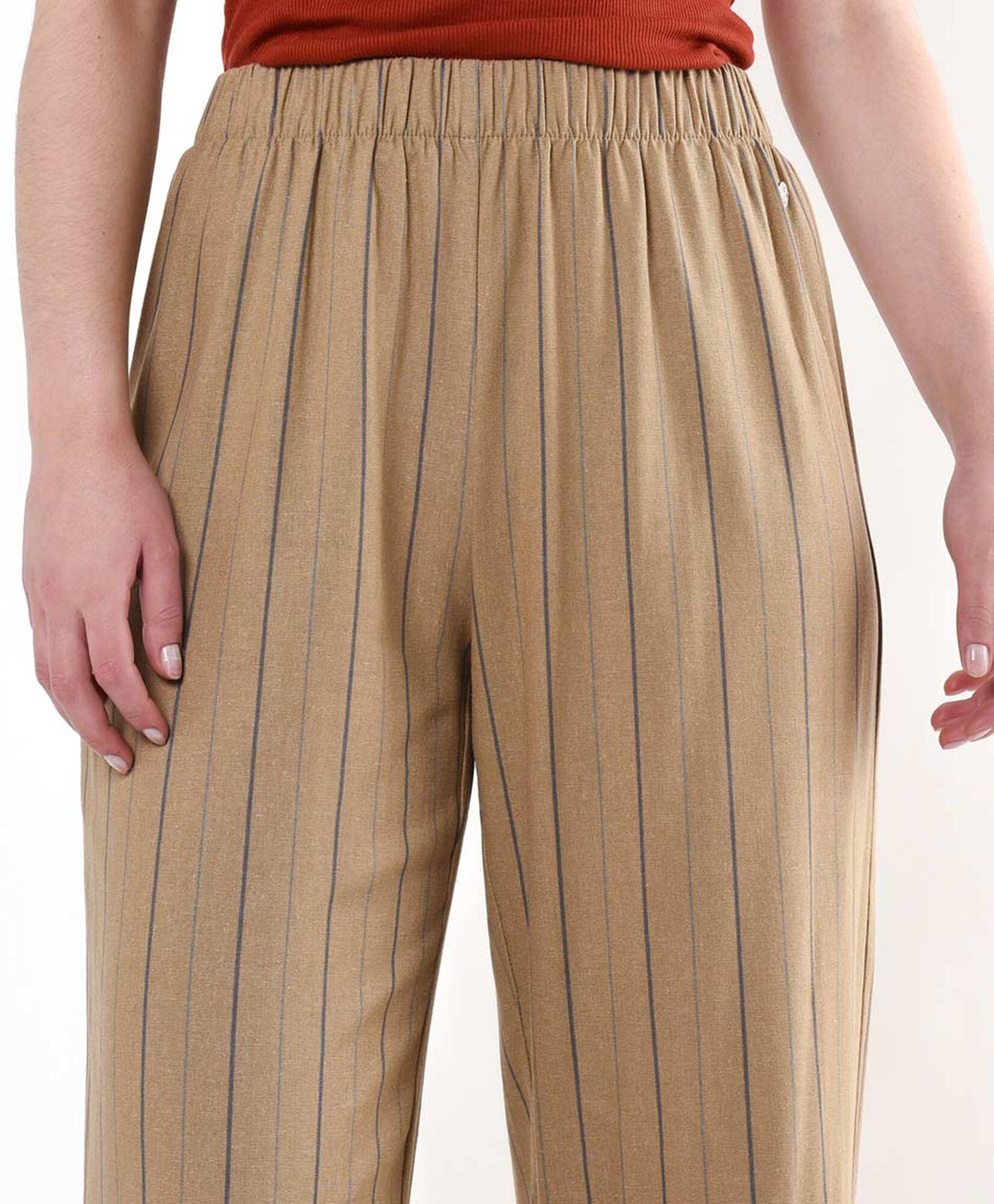 Pantalón mujer líneas Pantalón mujer líneas