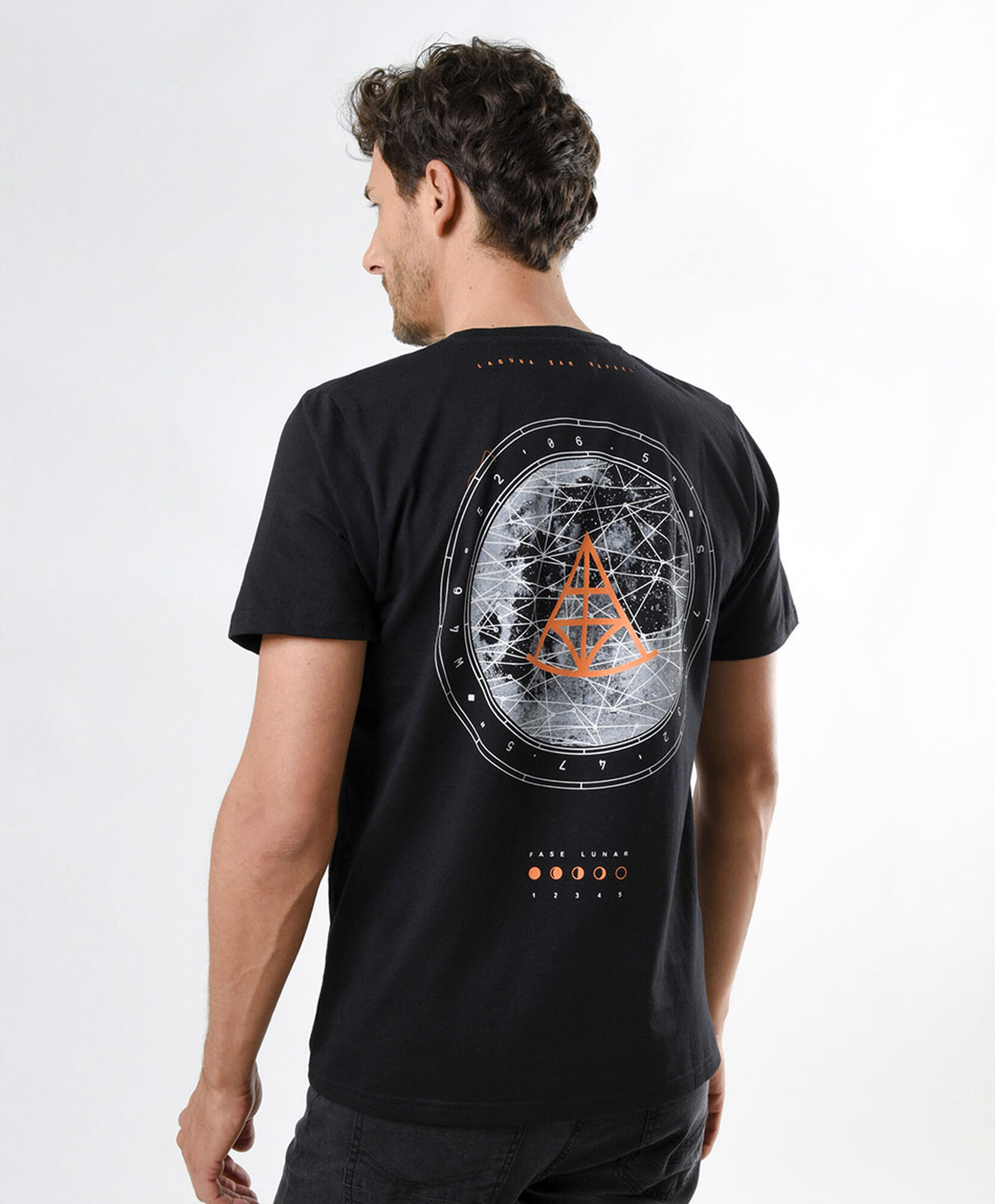 Polera hombre doble estampado fase lunar Polera hombre doble estampado fase lunar