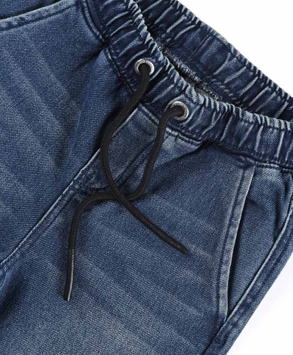 Jeans ni&ntilde;o desgastado