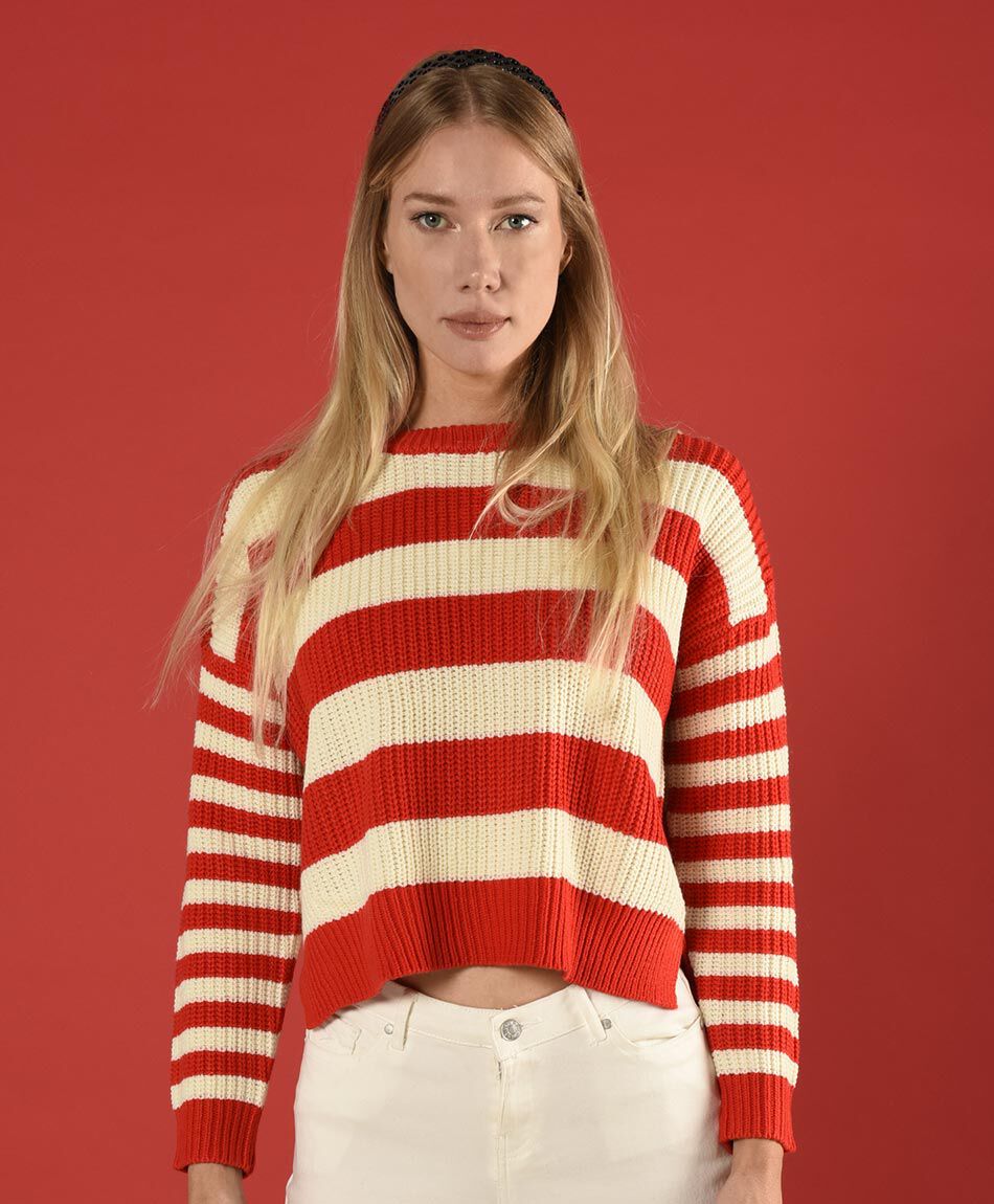 Sweater l&iacute;neas design cuello redondo