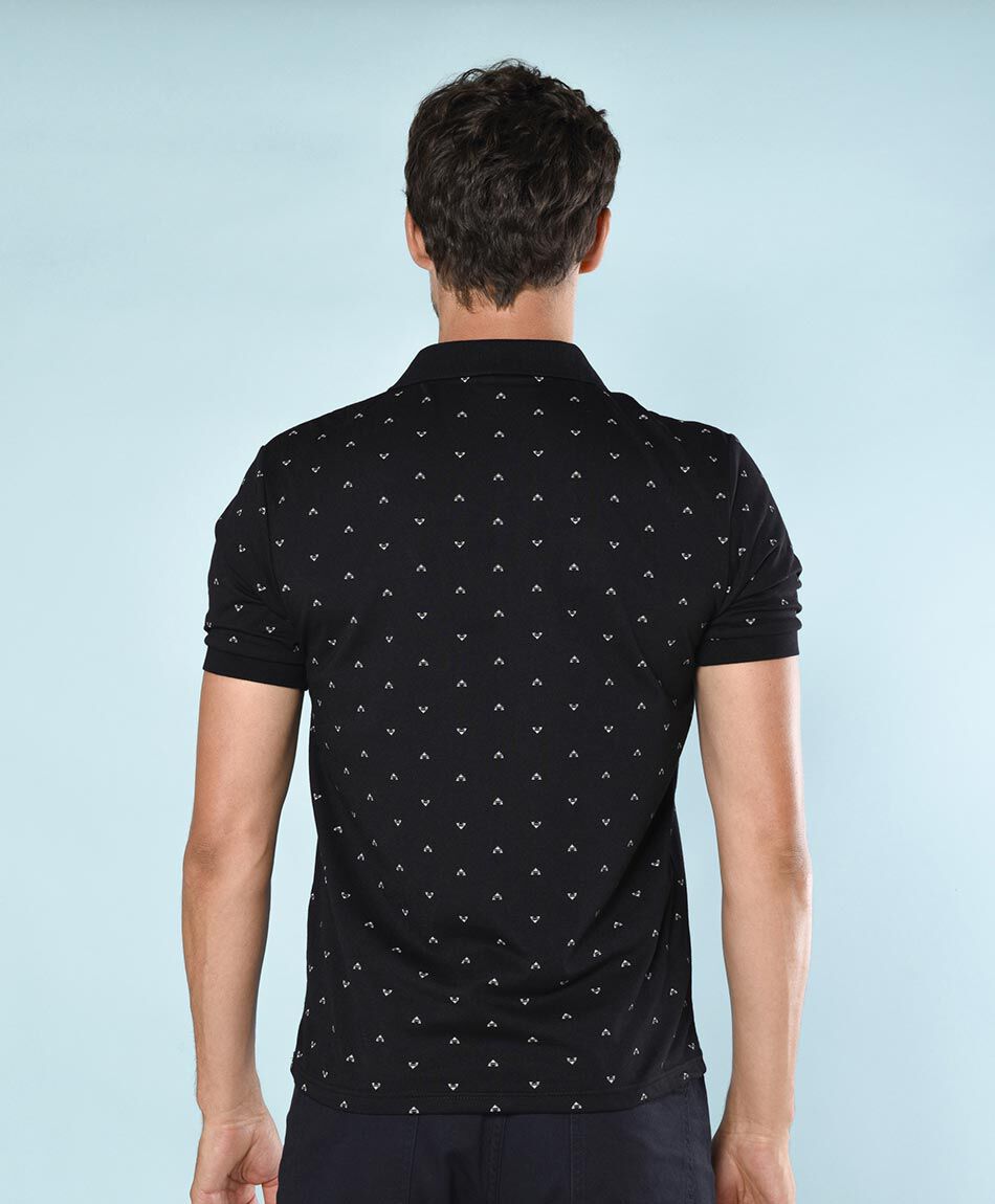 Polera hombre piqu&eacute; tri&aacute;ngulos