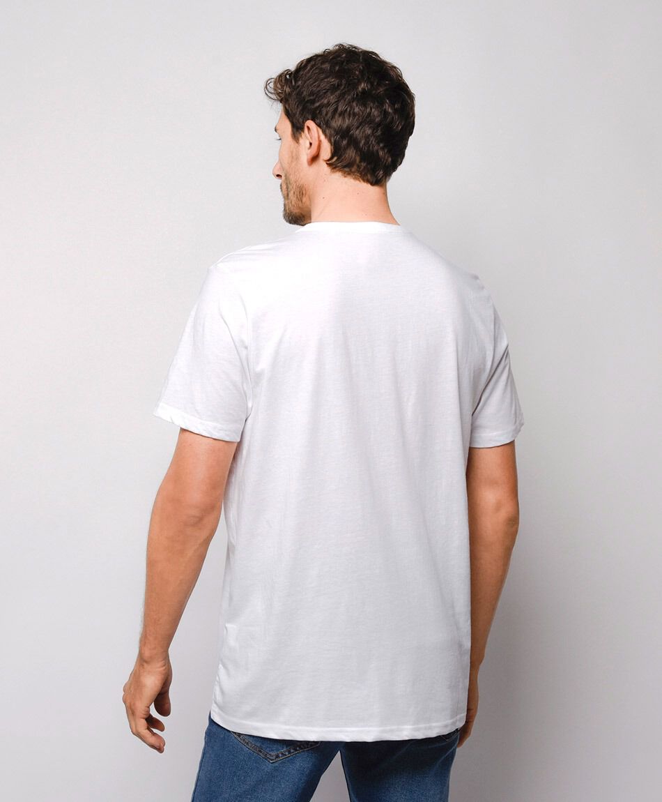 Polera hombre bolsillo parche