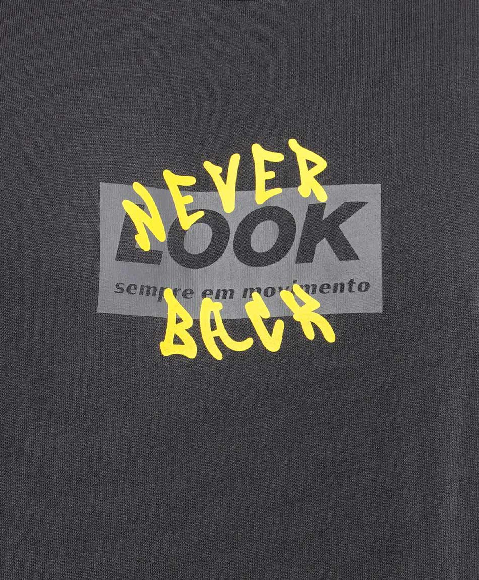 Polera hombre never look back Polera hombre never look back