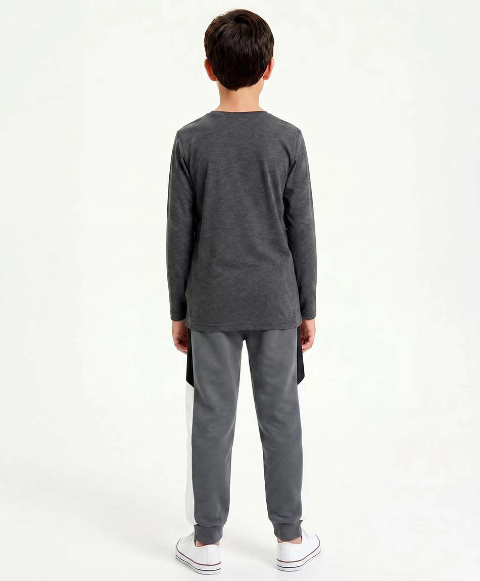 Pantal&oacute;n buzo ni&ntilde;o tricolor