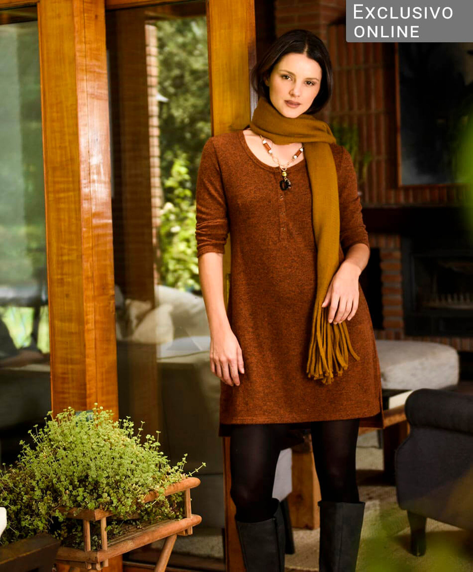 Vestido corto mujer lanoso broches Vestido corto mujer lanoso broches