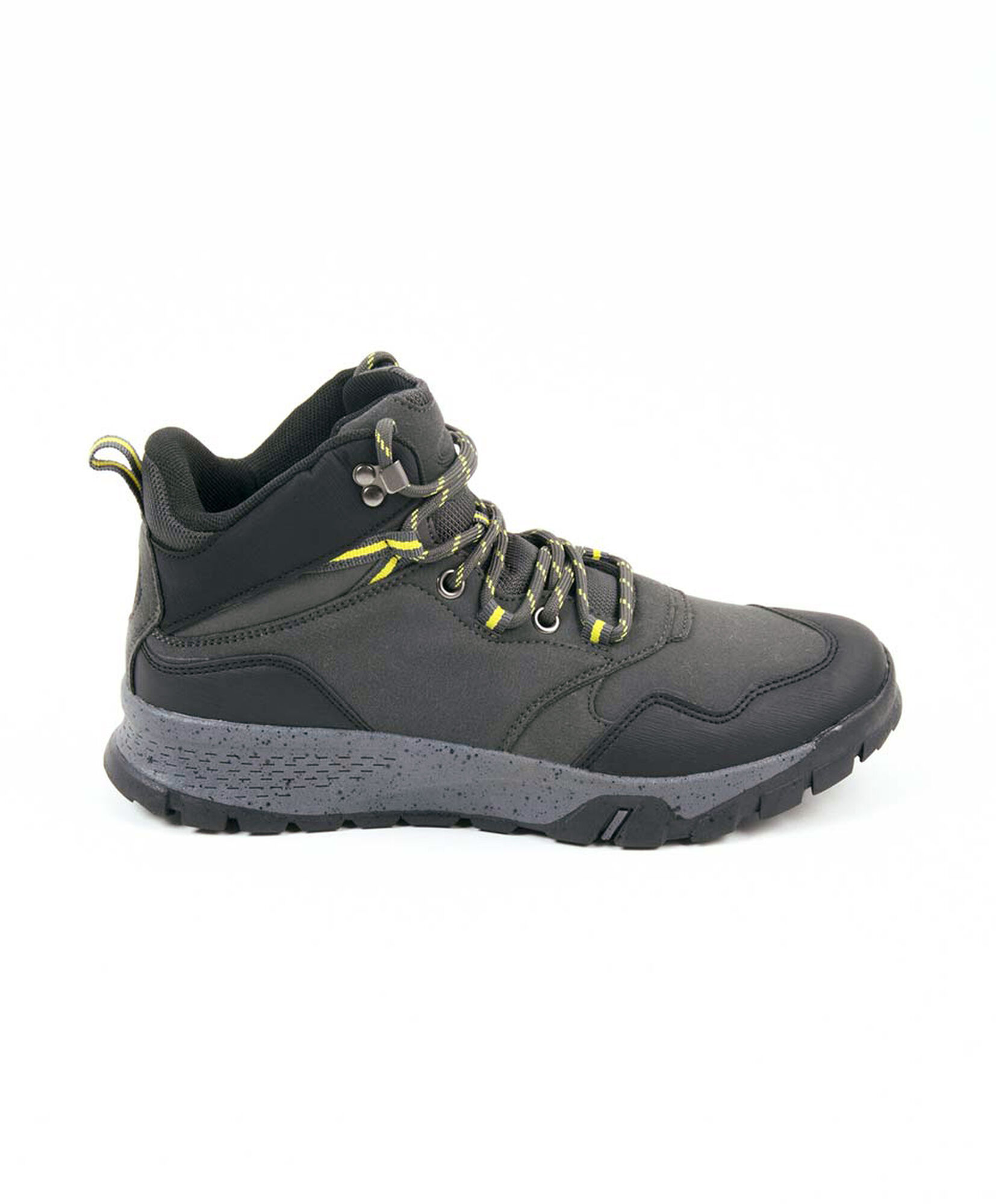 Zapatilla hombre outdoor costuras Zapatilla hombre outdoor costuras