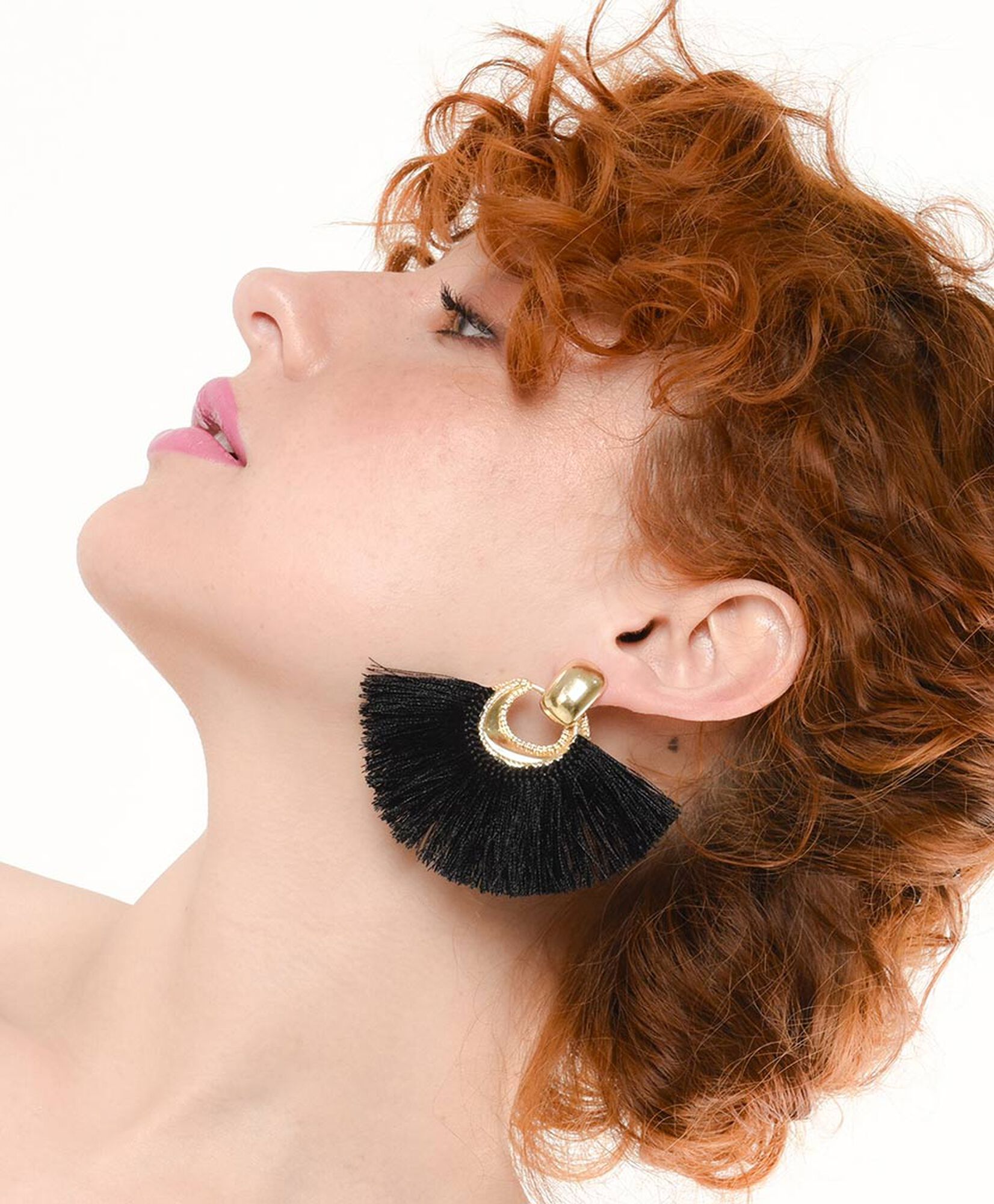 Aros mujer negro y dorado Aros mujer negro y dorado