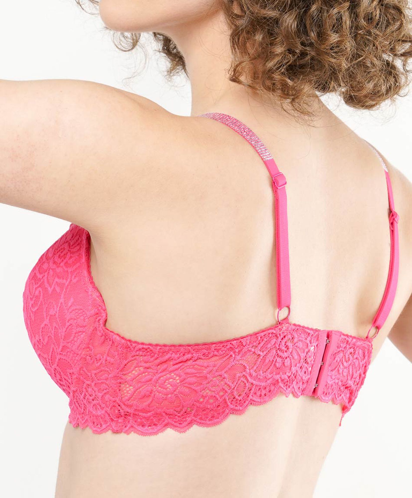 Sostén mujer push up encajes brillos Sostén mujer push up encajes brillos