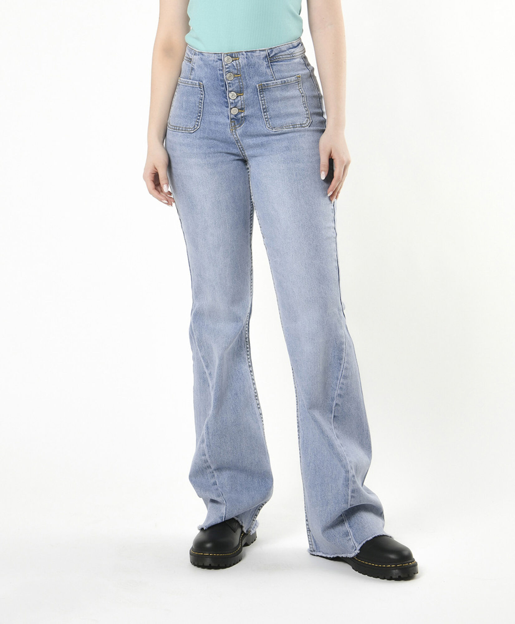 Jeans mujer botones wide Jeans mujer botones wide