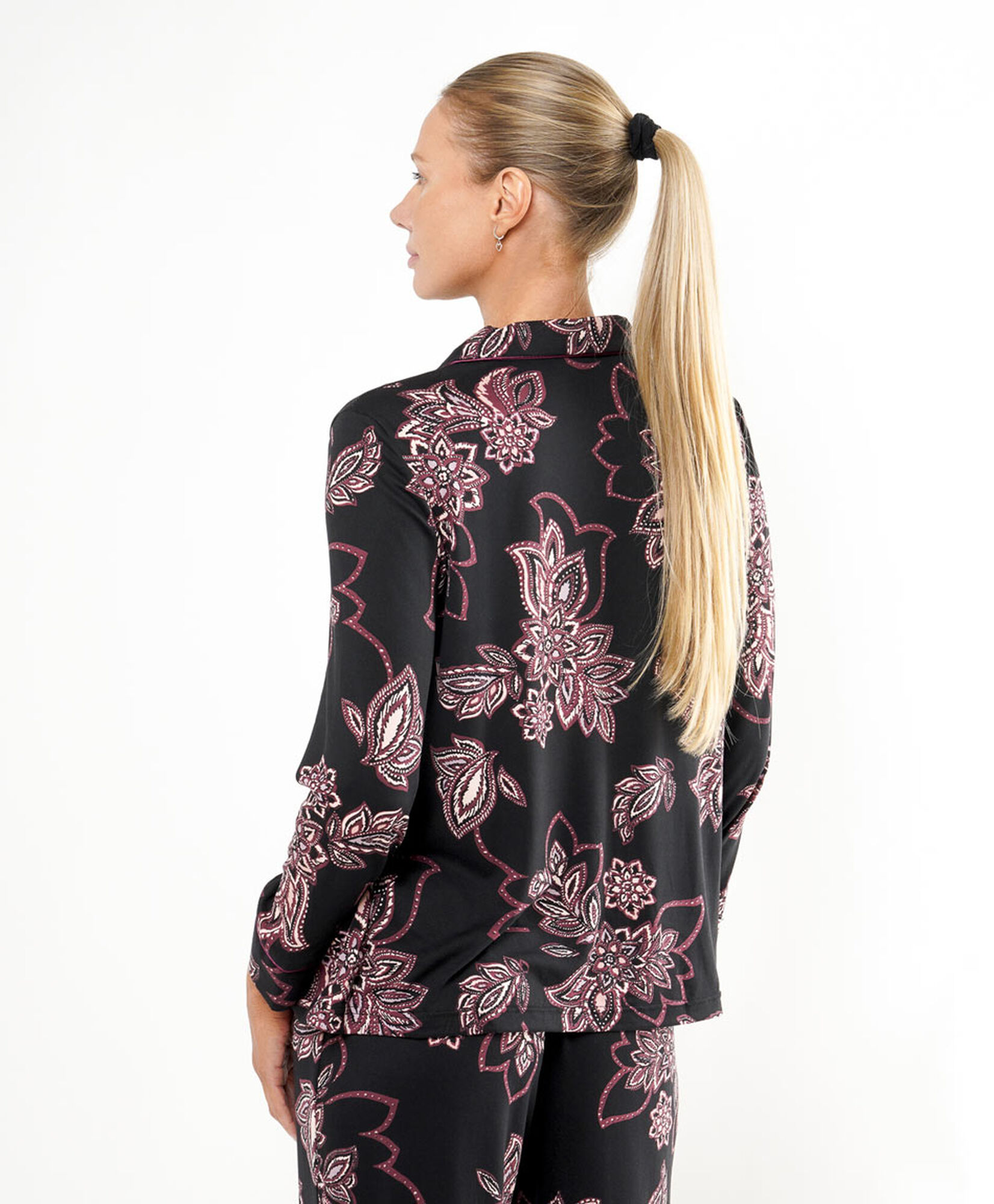 Pijama mujer camisero flores grandes Pijama mujer camisero flores grandes