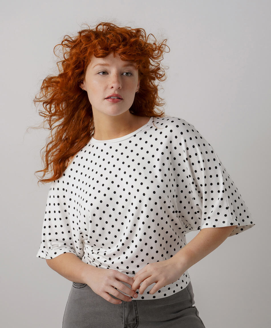 Polera mujer lunares
