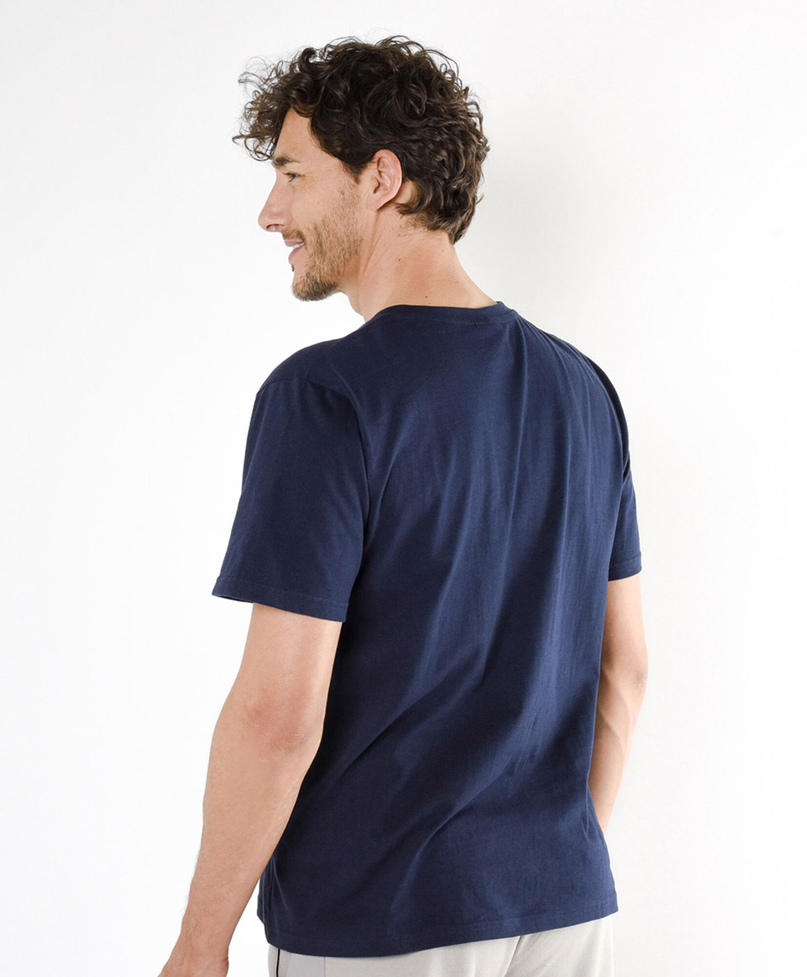 Polera hombre línea central Polera hombre línea central
