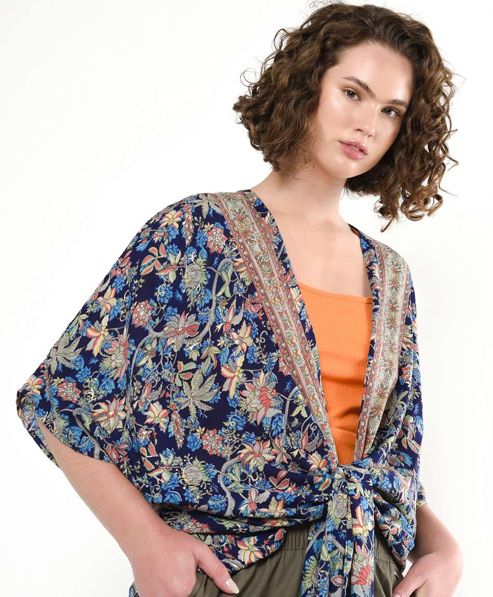 Kimono mujer print floreado Kimono mujer print floreado