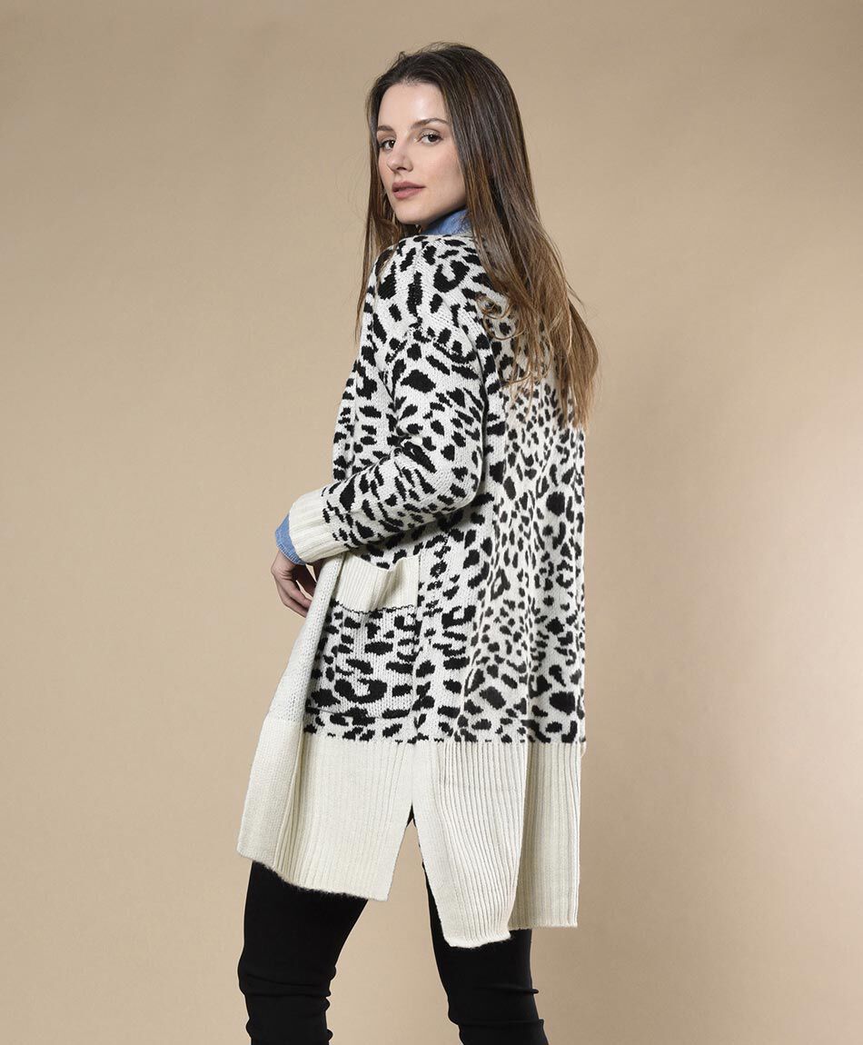 C&aacute;rdigan jacquard oversize cuello en v