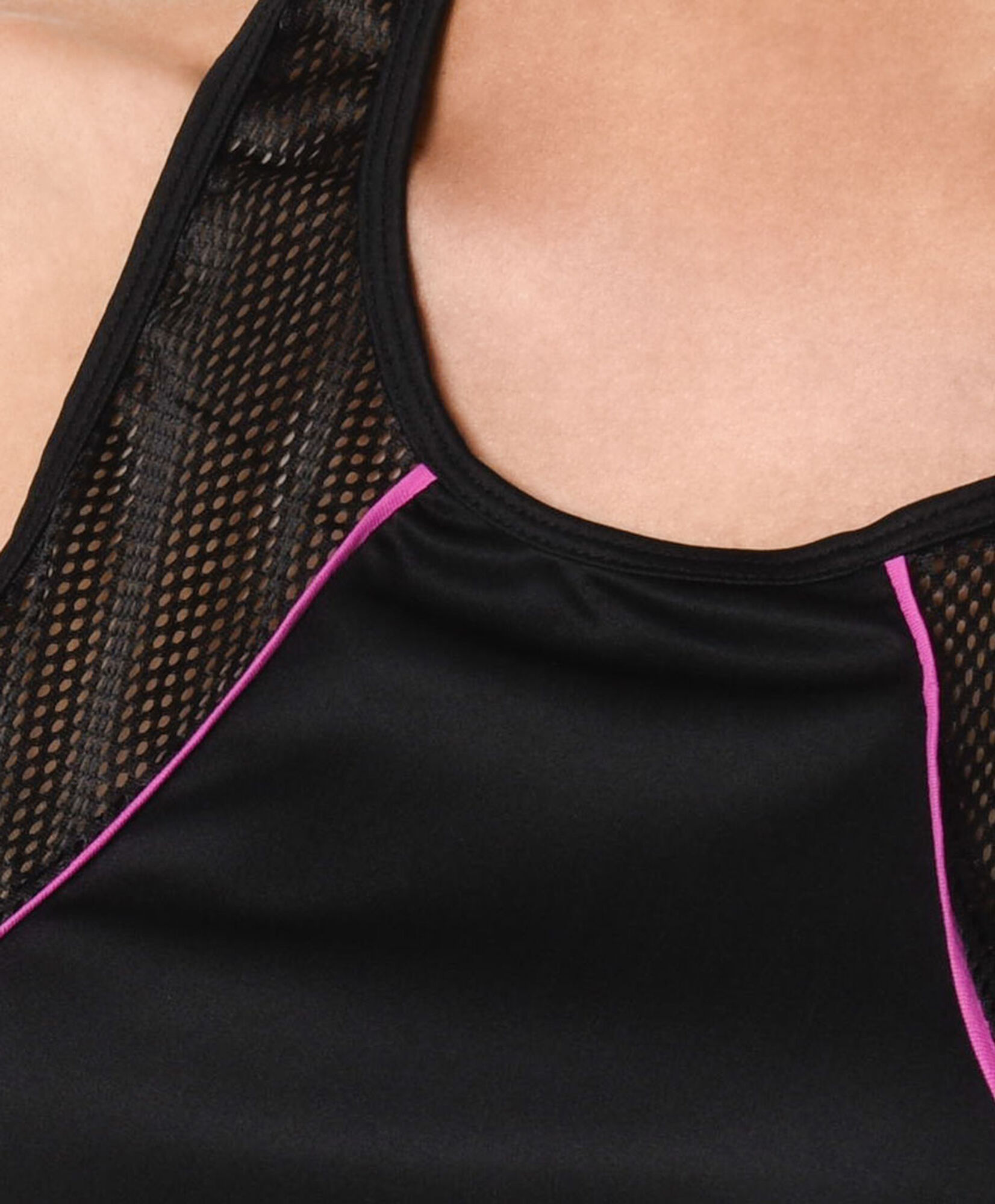 Polera deportiva mujer mesh sin mangas Polera deportiva mujer mesh sin mangas