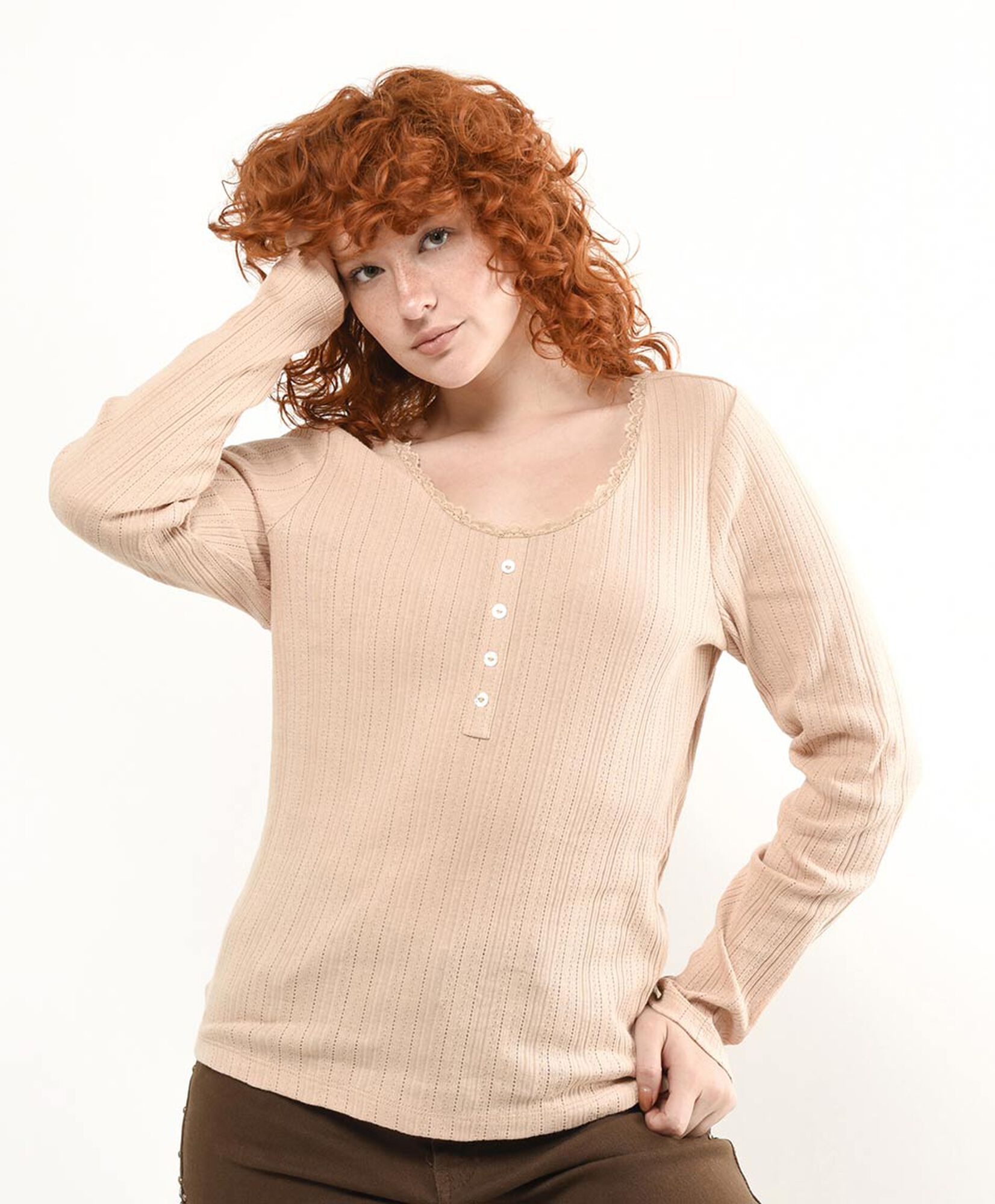 Polera mujer encaje botones Polera mujer encaje botones
