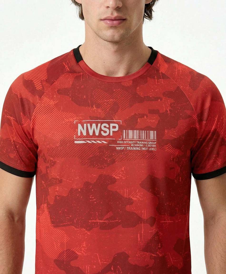 Polera deportiva hombre camuflaje