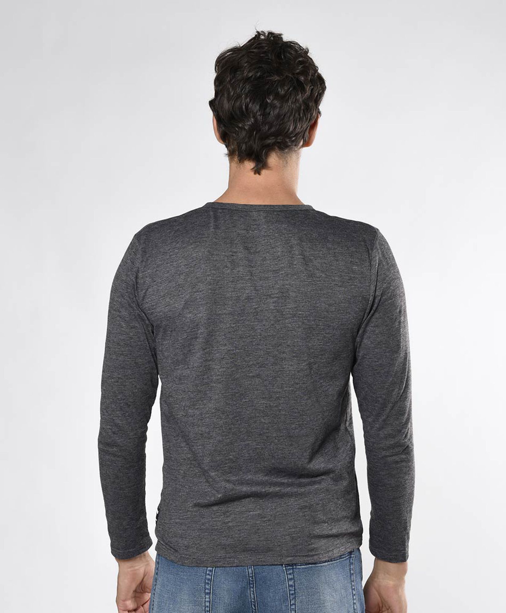 Polera hombre botones en cuello Polera hombre botones en cuello