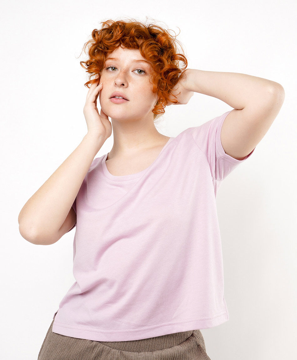 Polera mujer rosada crop