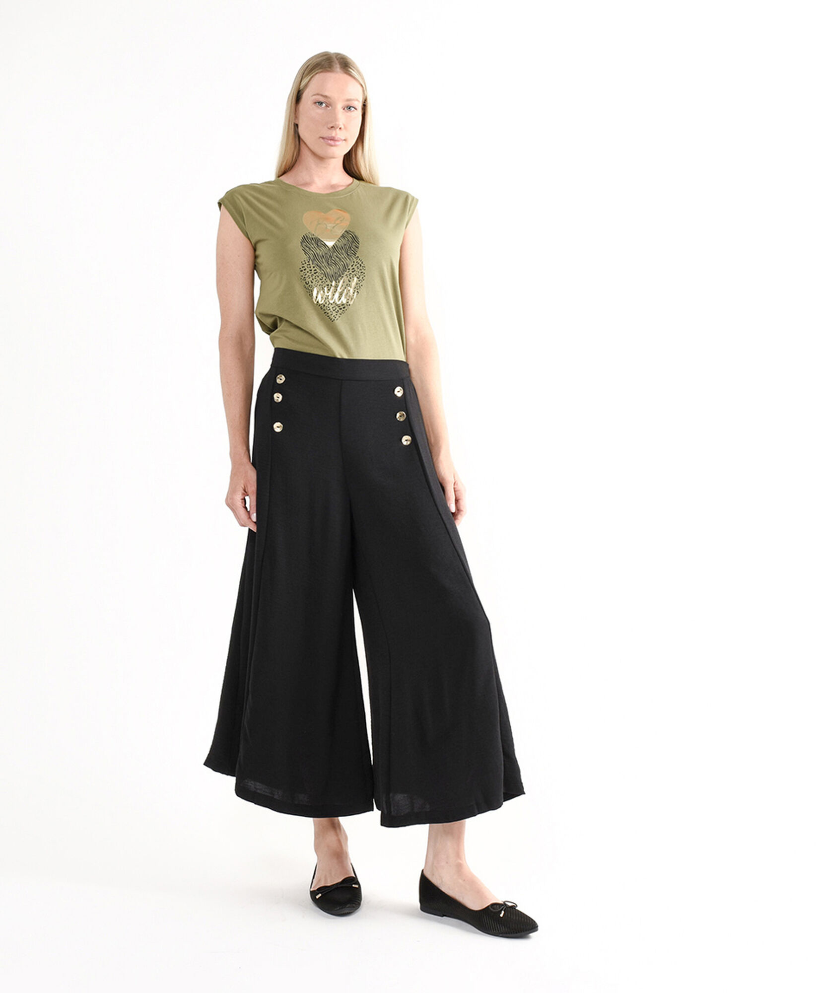 Pantalón mujer top diseño botones Pantalón mujer top diseño botones