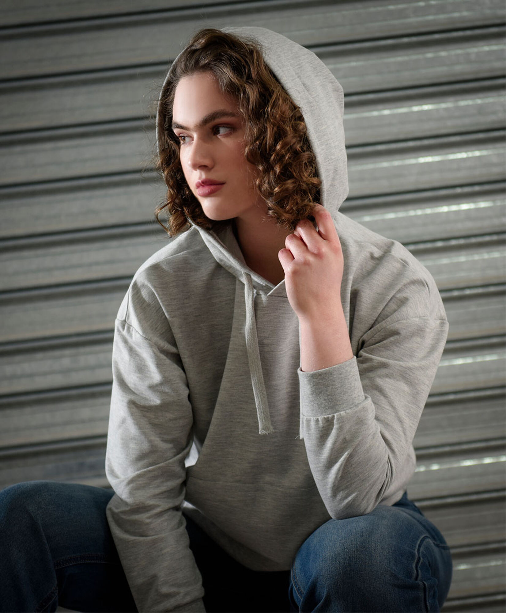 Polerón mujer básico gris Polerón mujer básico gris