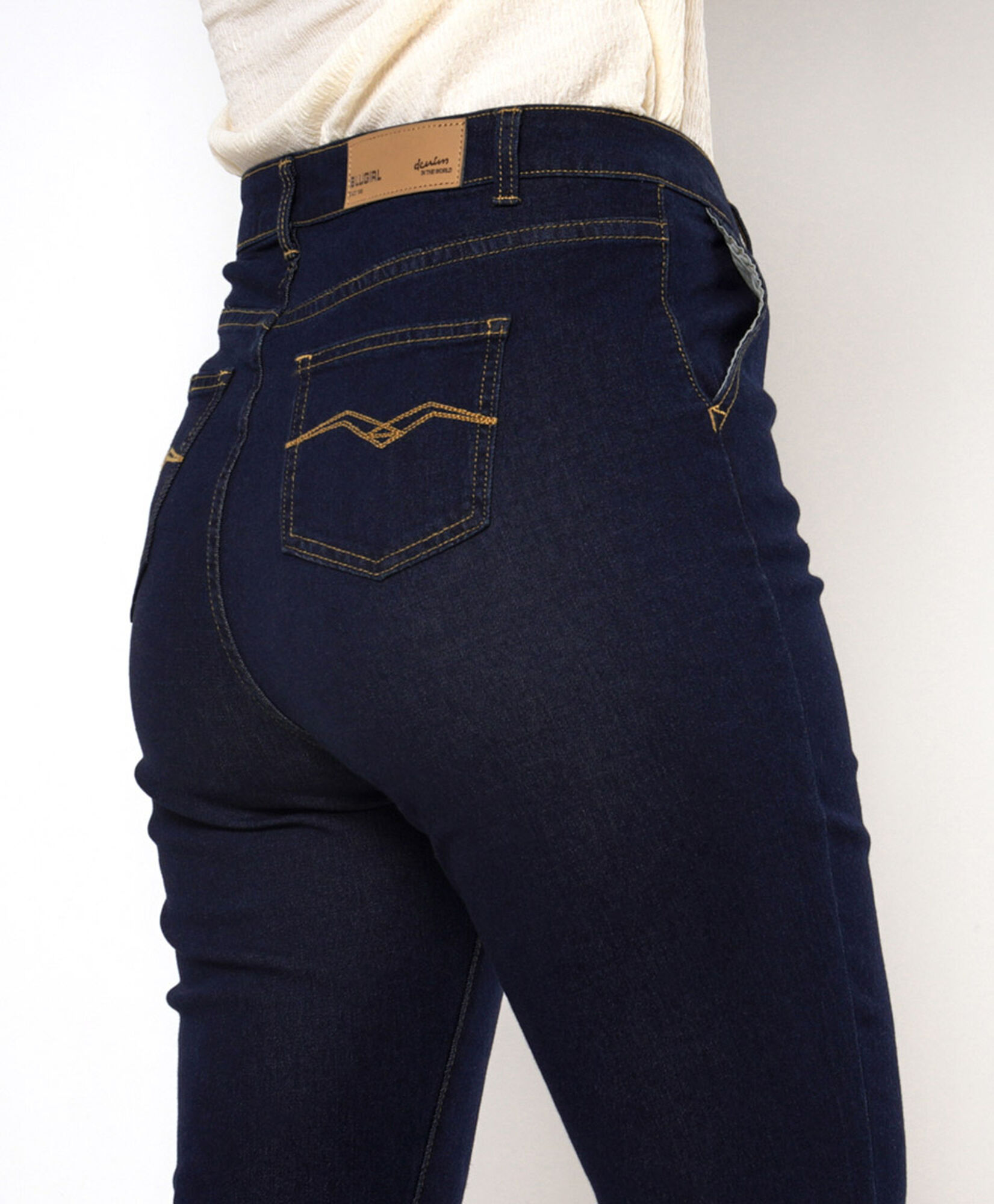Jeans mujer bolsillo lateral flare Jeans mujer bolsillo lateral flare