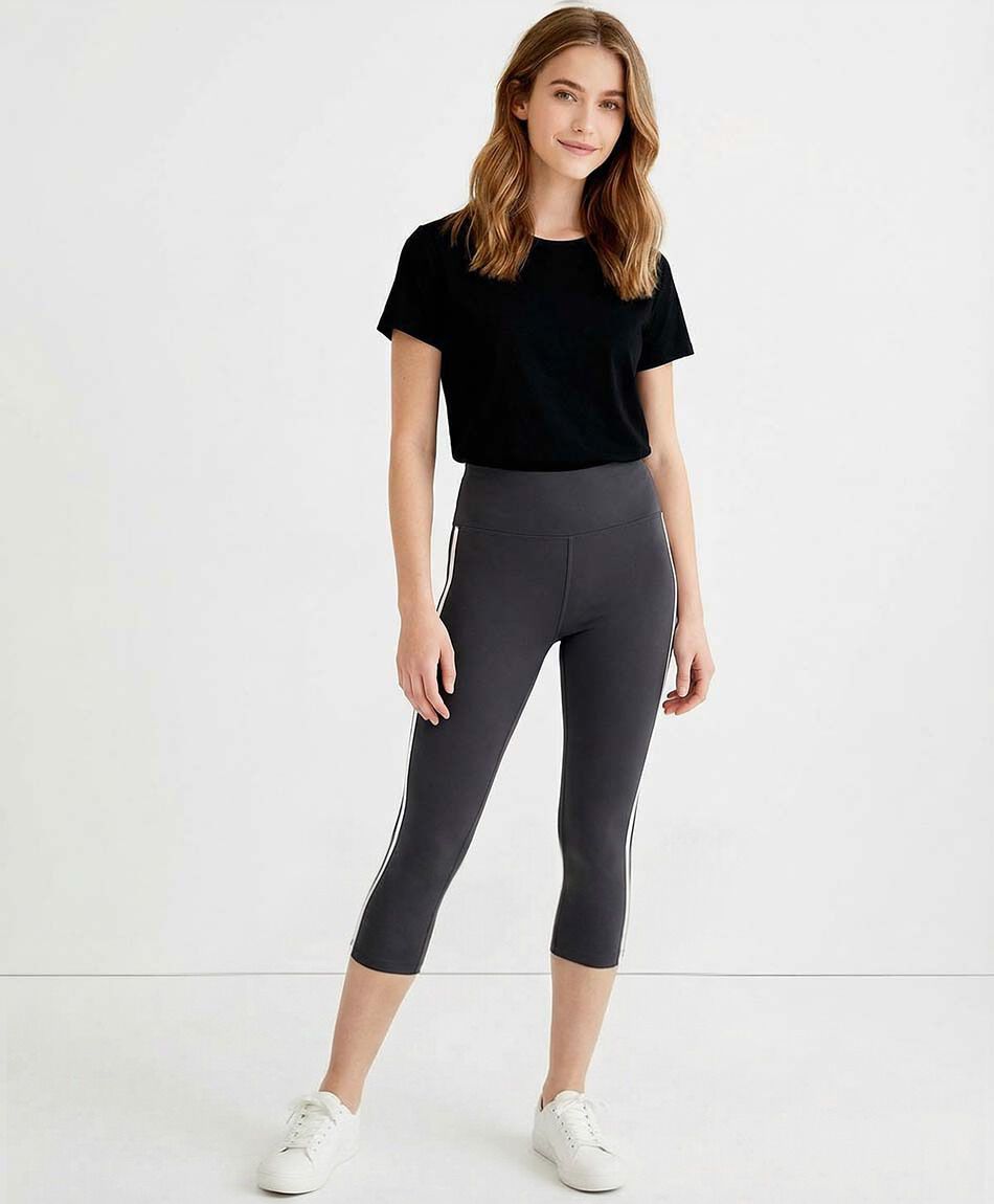 Calza deportiva mujer 3/4 negra
