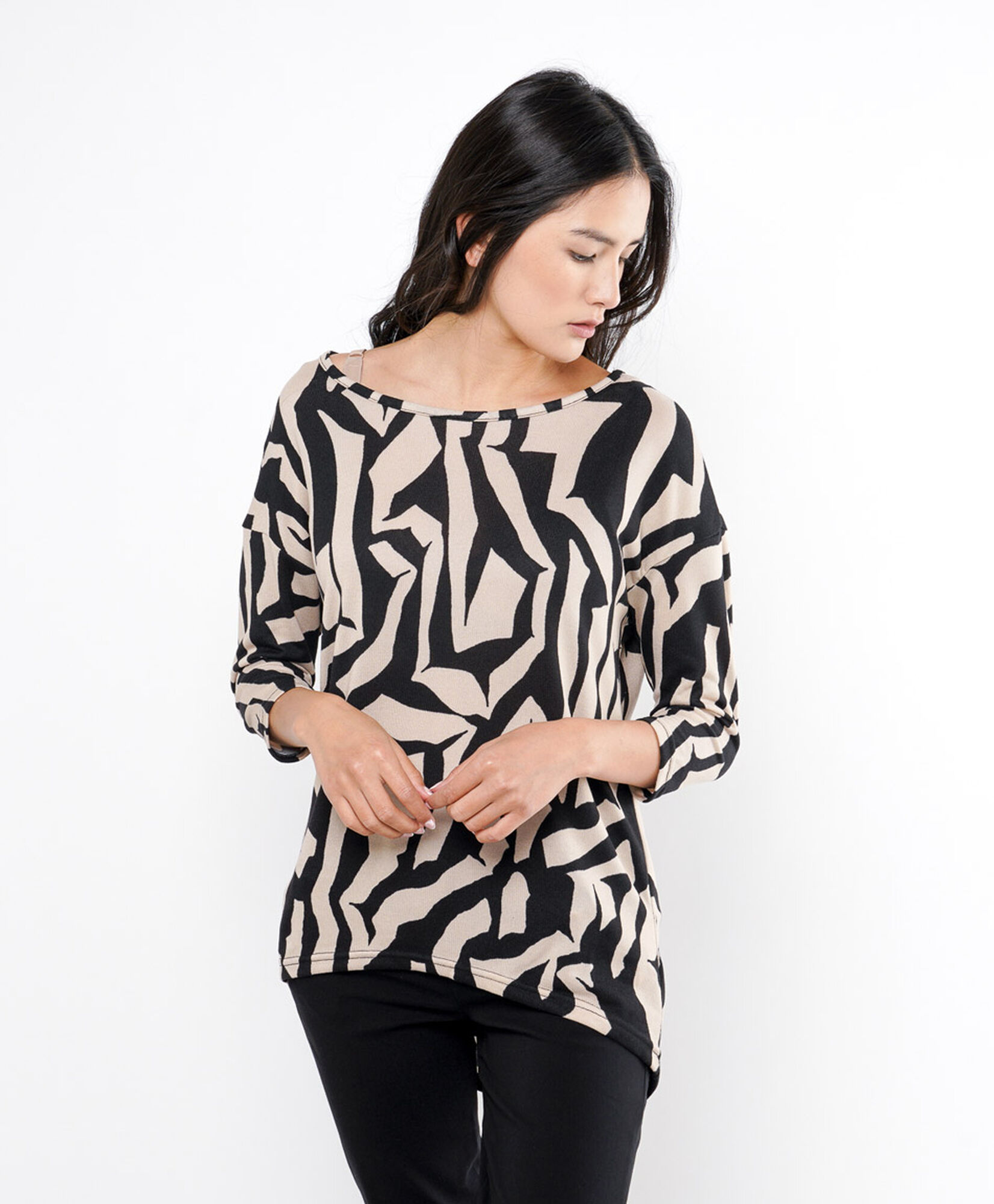 Polera mujer figuras lanosa Polera mujer figuras lanosa