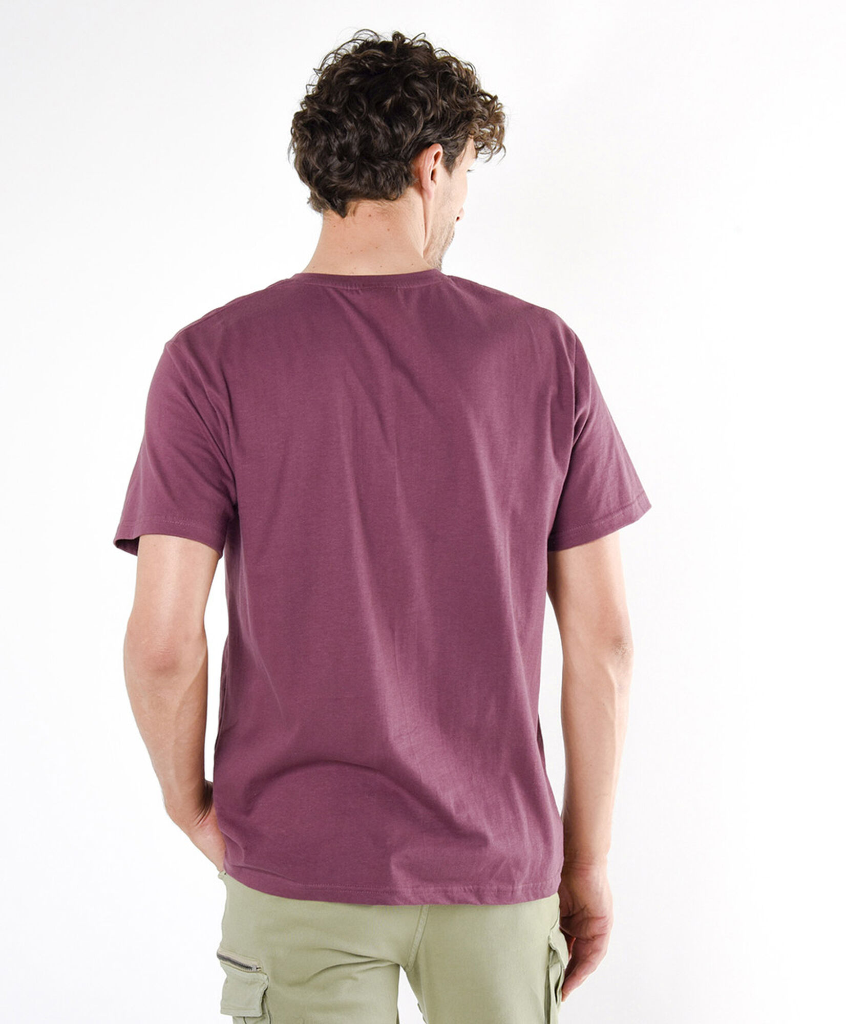 Polera hombre estampado zapatos Polera hombre estampado zapatos