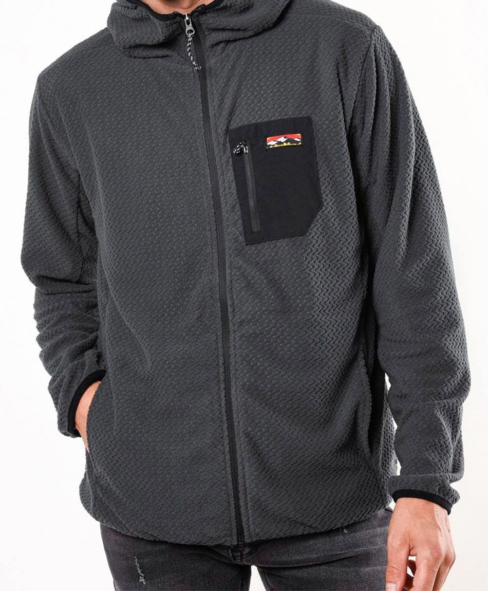 Poler&oacute;n hombre outdoor textura