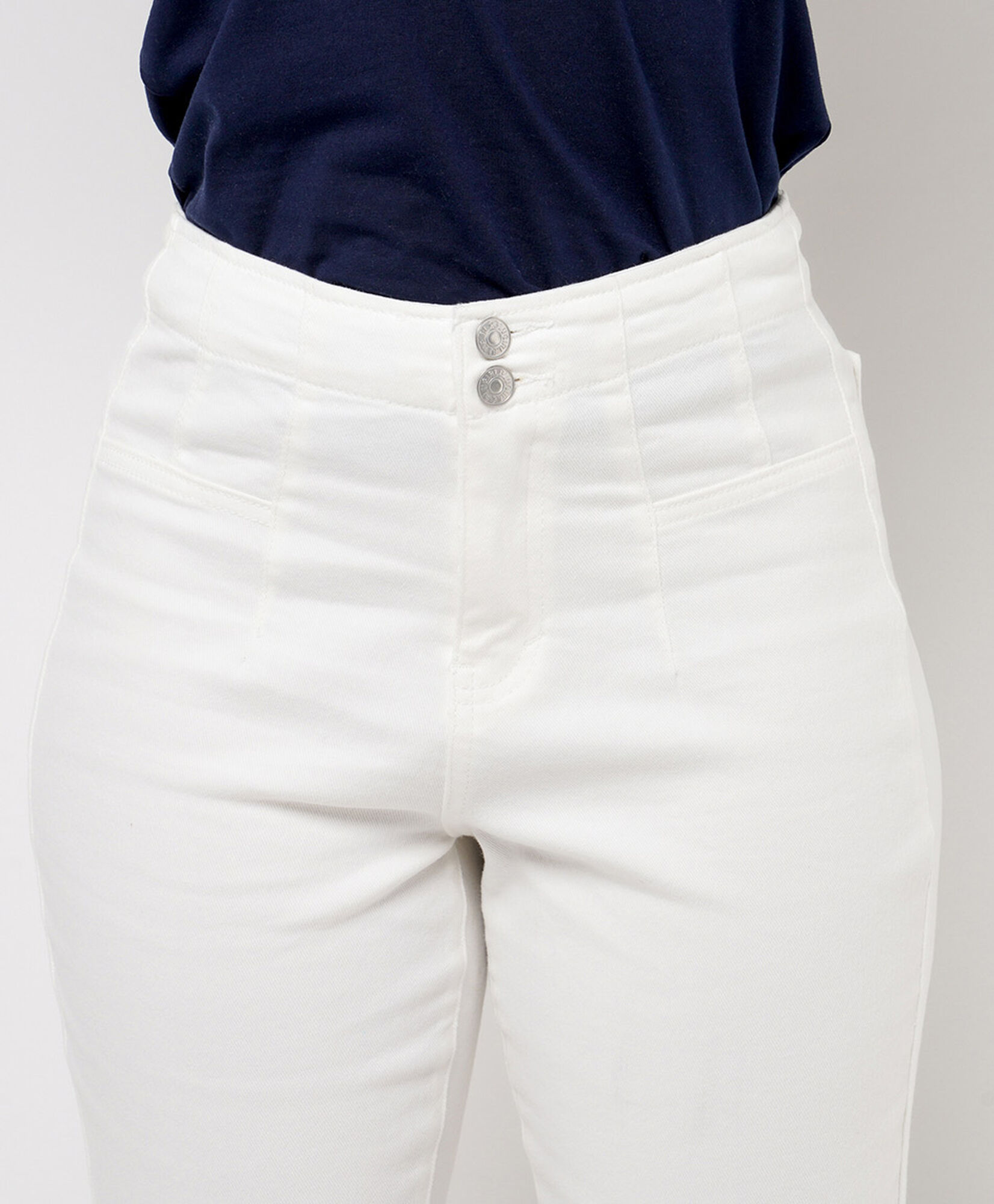 Jeans mujer doble botón pretina flare Jeans mujer doble botón pretina flare