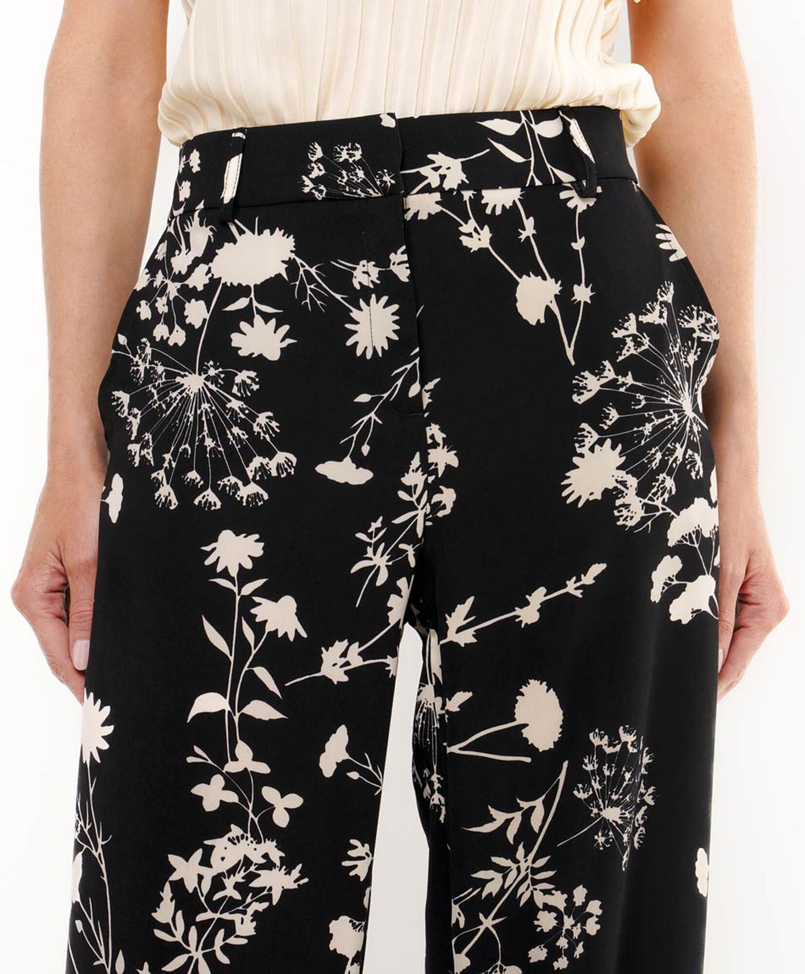 PANT ESTAMPADO FLORES PANT ESTAMPADO FLORES