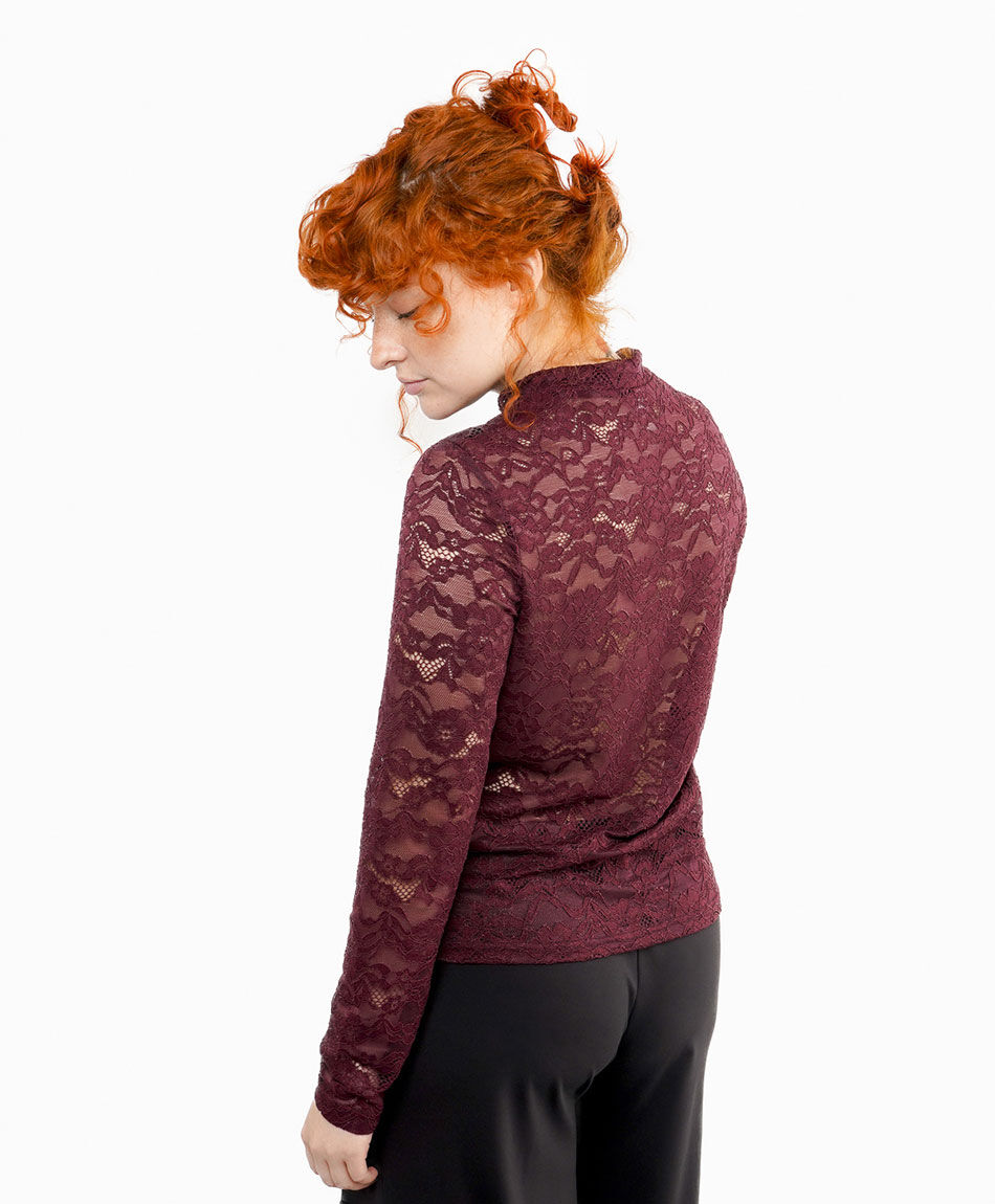 Polera mujer encaje floreado