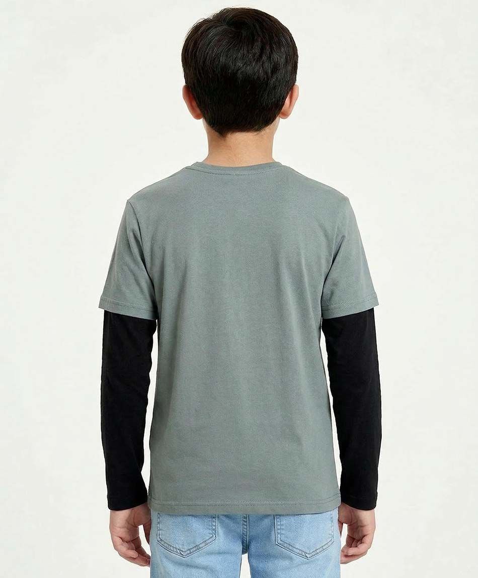 Polera ni&ntilde;o estampado racing