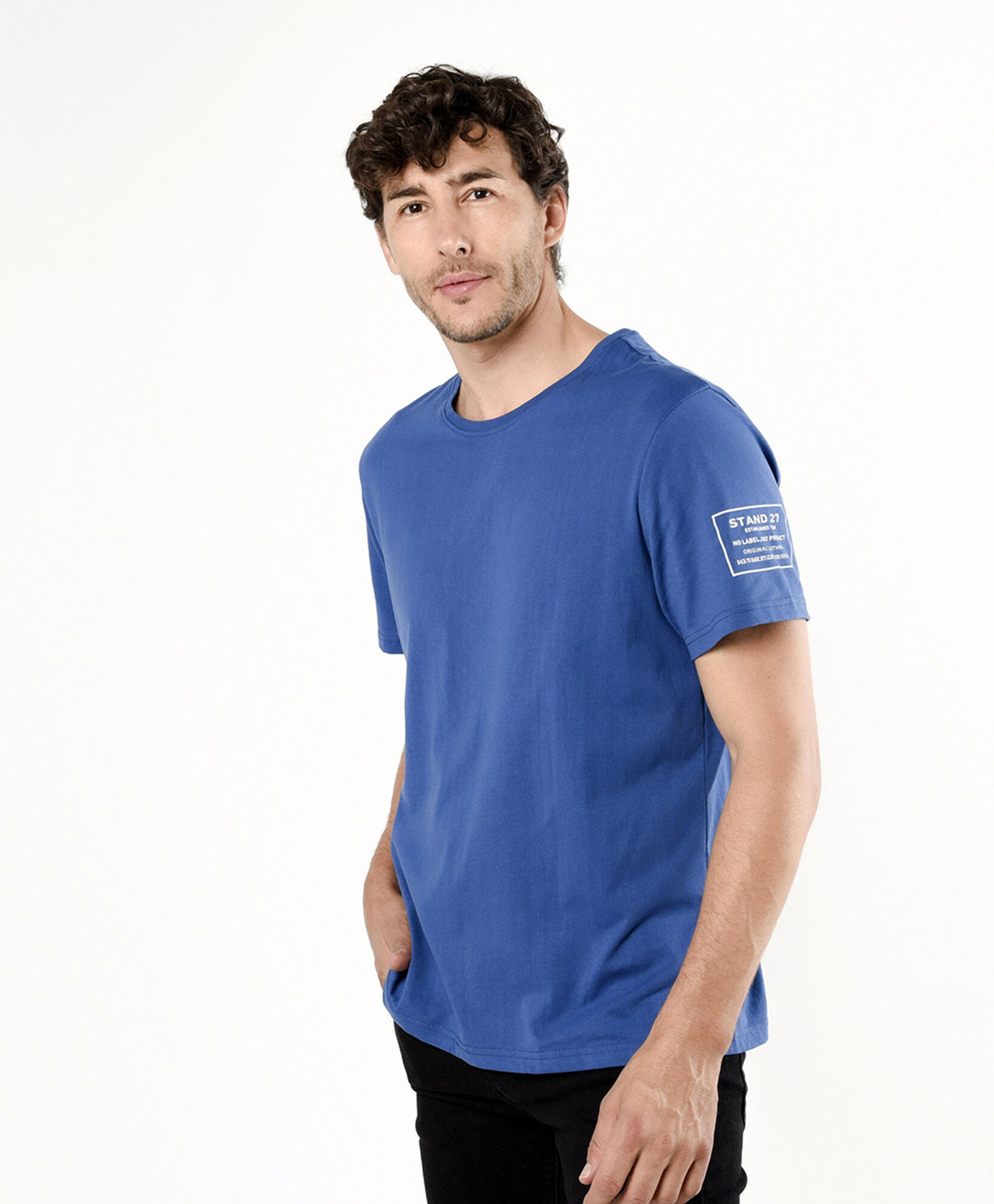 Polera hombre lisa manga estampada Polera hombre lisa manga estampada