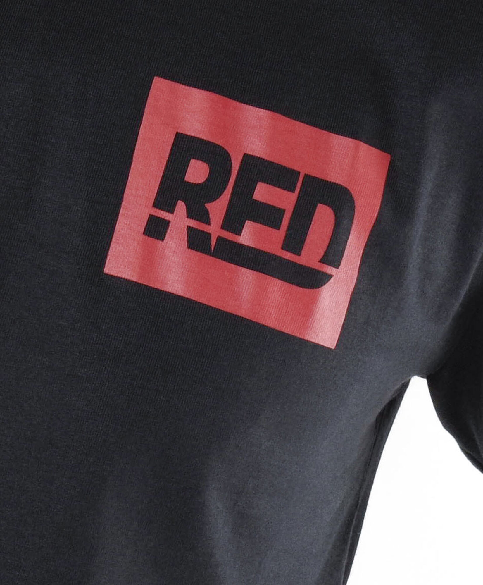Polera hombre doble estampado red hot Polera hombre doble estampado red hot