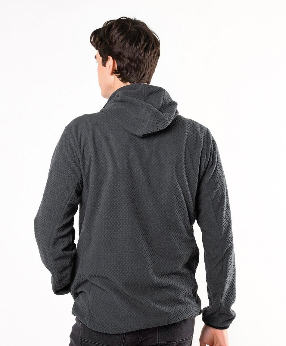 Poler&oacute;n hombre outdoor textura