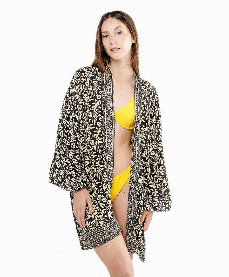 Kimono mujer flowers