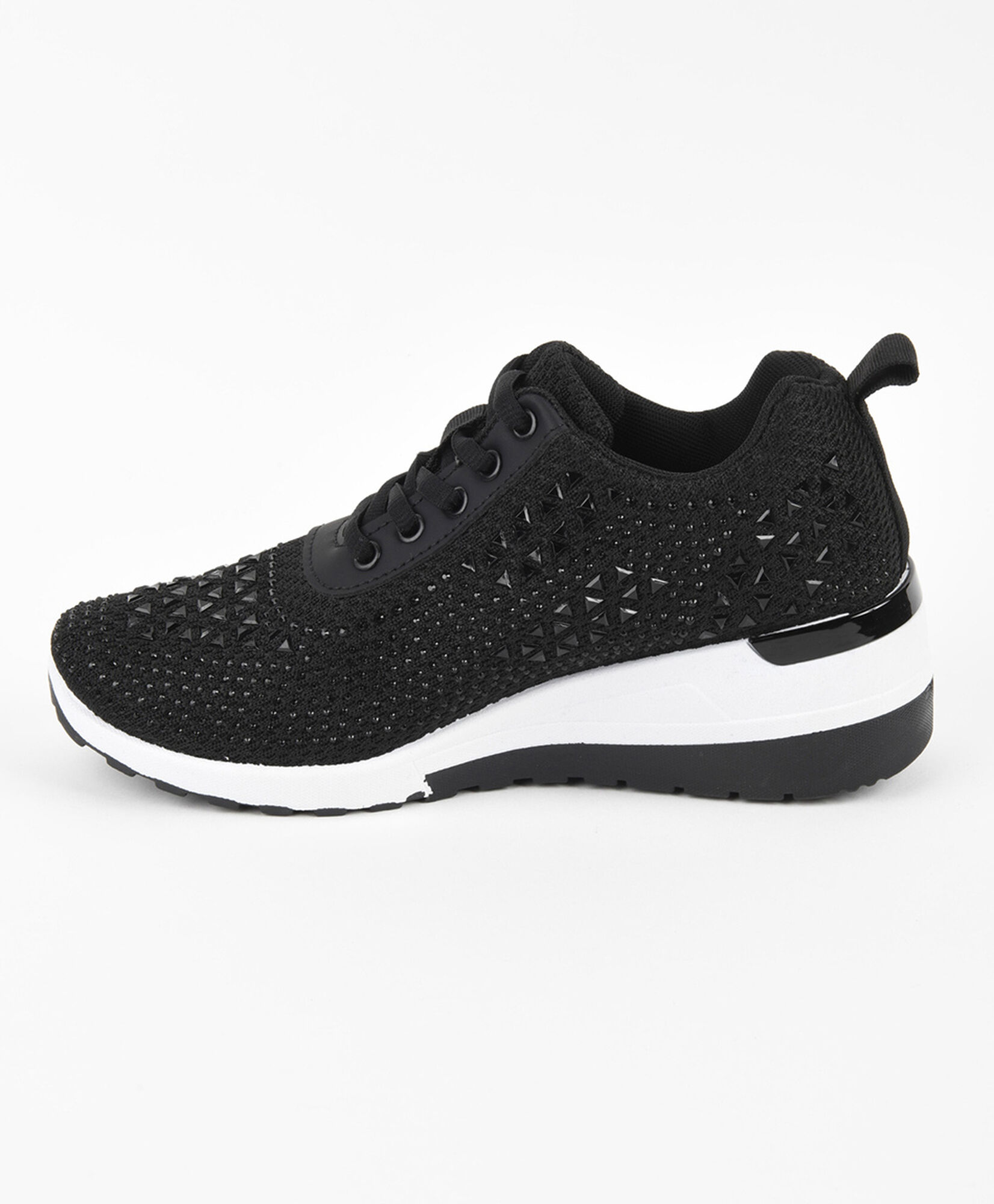Zapatilla mujer negra piedras Zapatilla mujer negra piedras