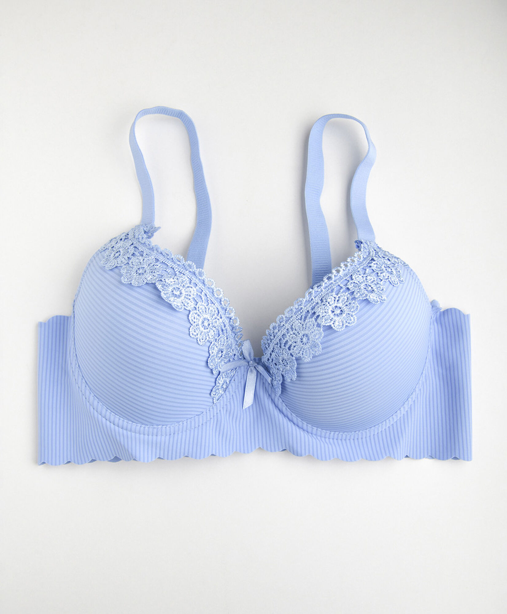 Sostén mujer encajes mini líneas seamless Sostén mujer encajes mini líneas seamless