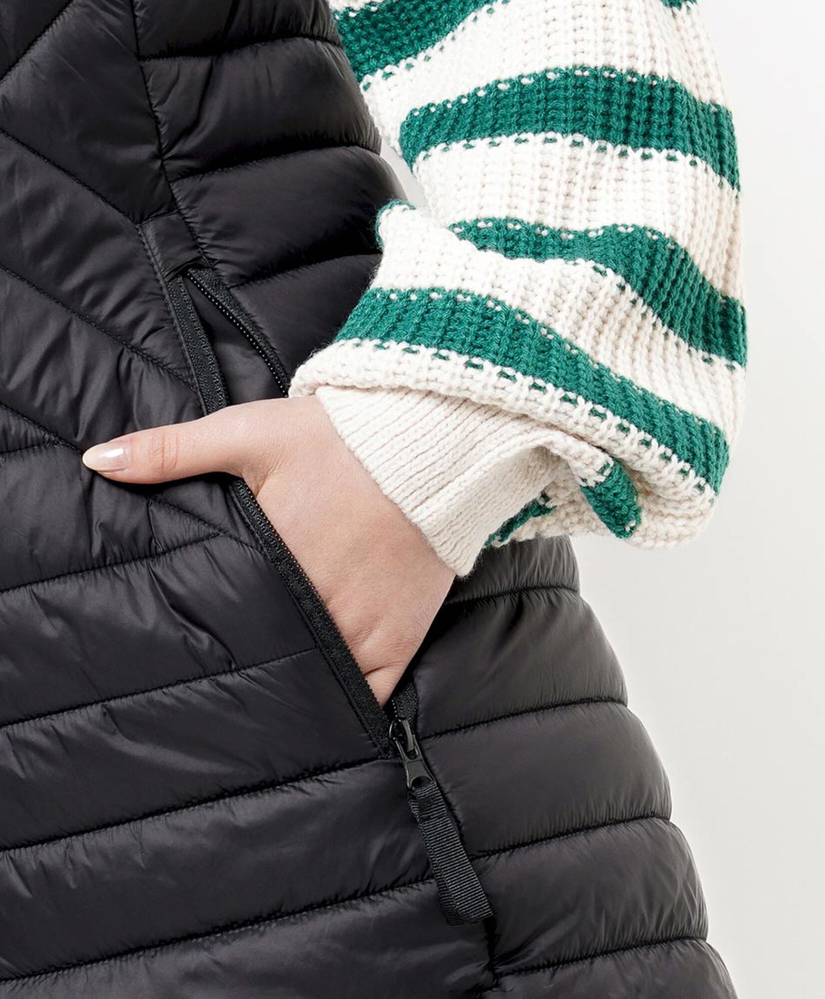 Parka mujer larga costuras mix Parka mujer larga costuras mix