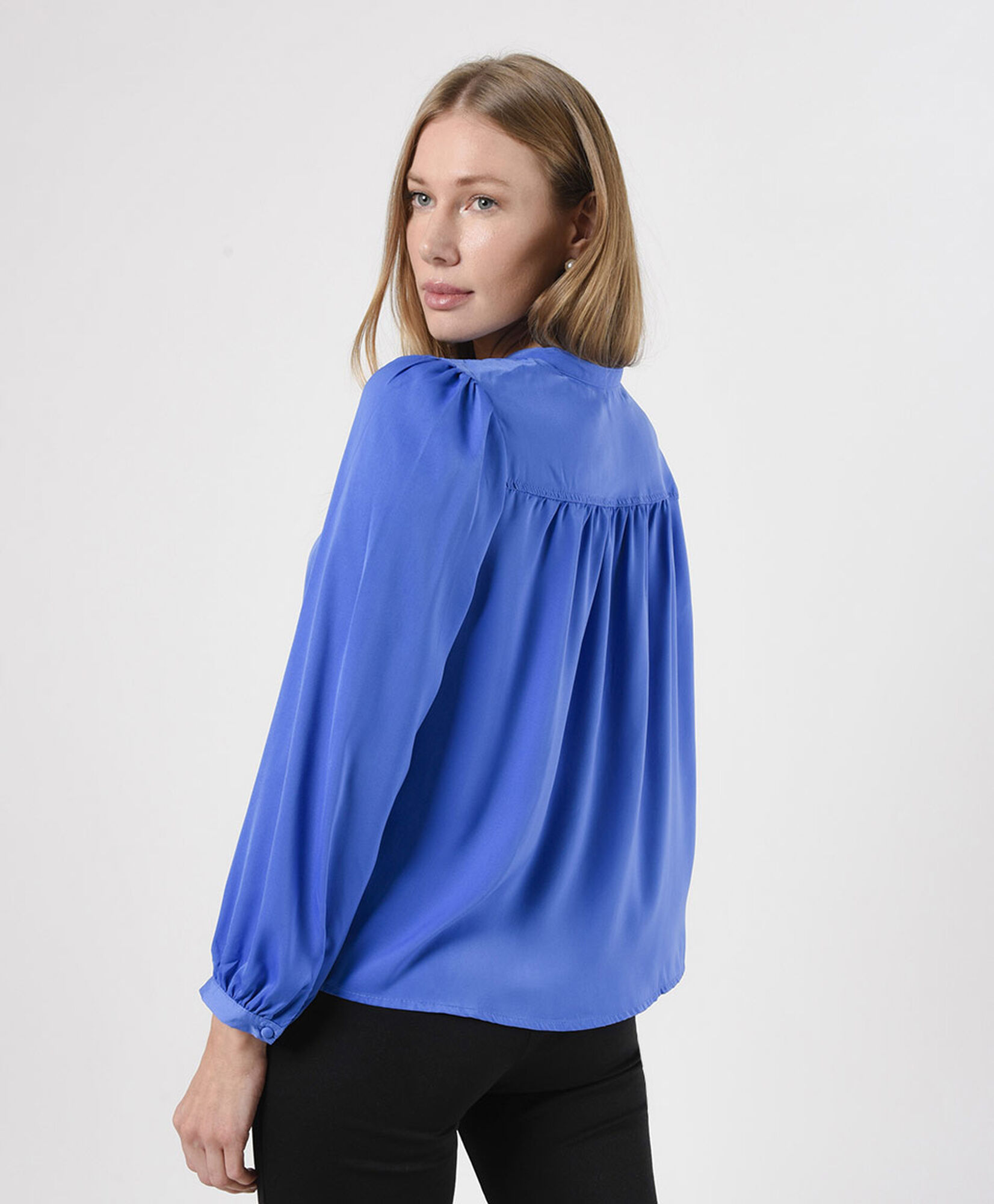 Blusa mujer botones y pinzas Blusa mujer botones y pinzas