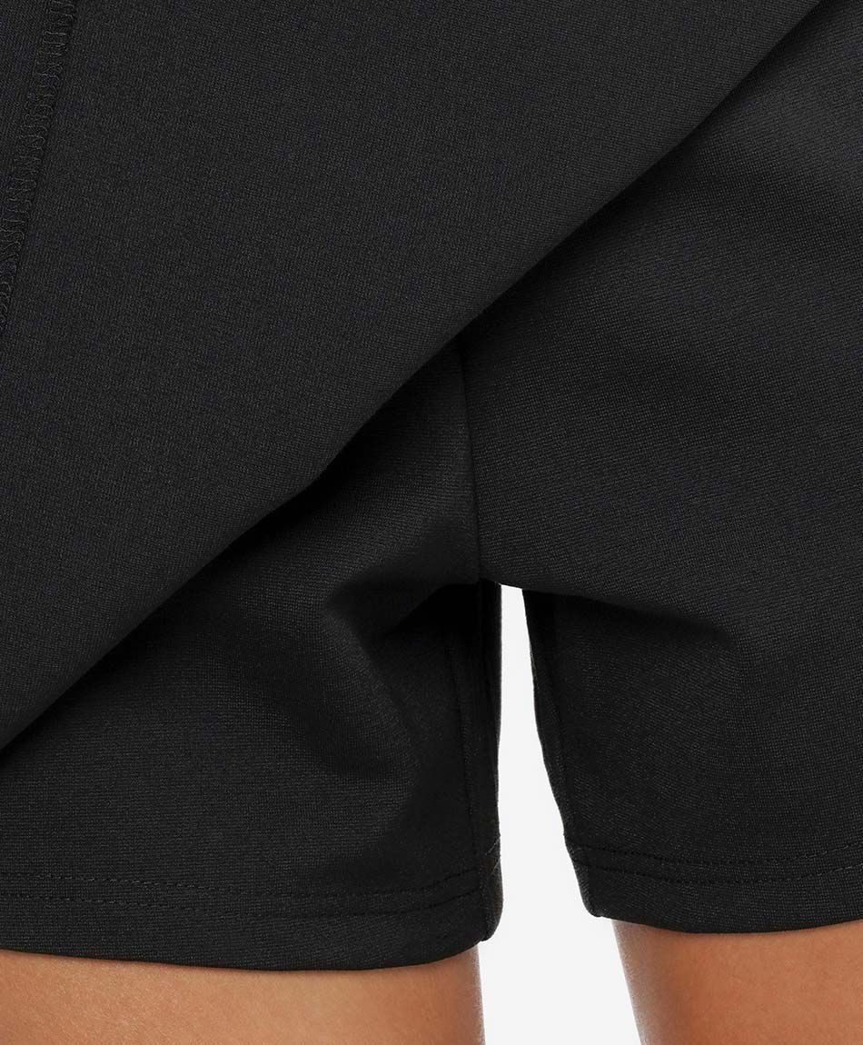 Mini short black elegante