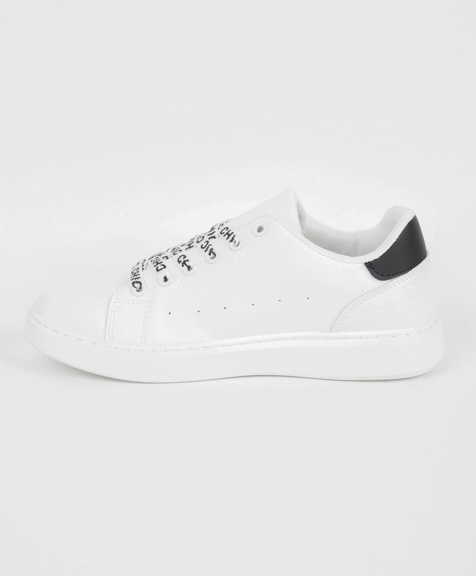 Zapatilla mujer cord&oacute;n texto