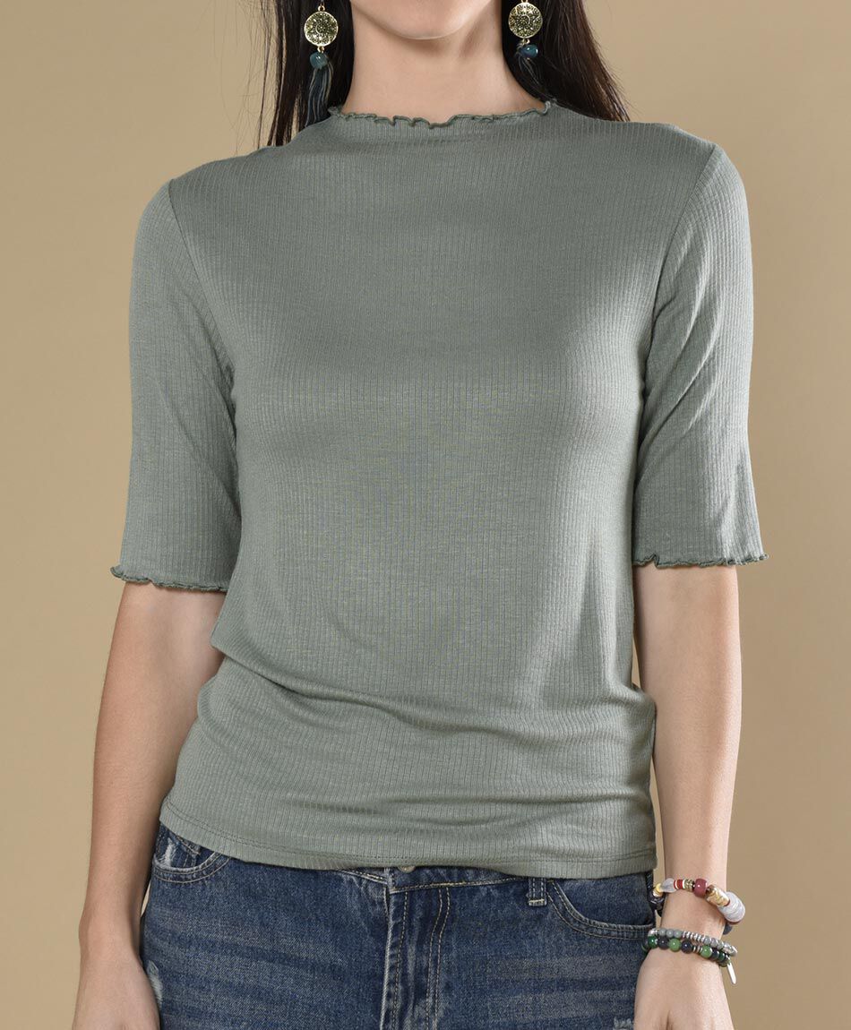 Polera mujer mini cuello vuelitos